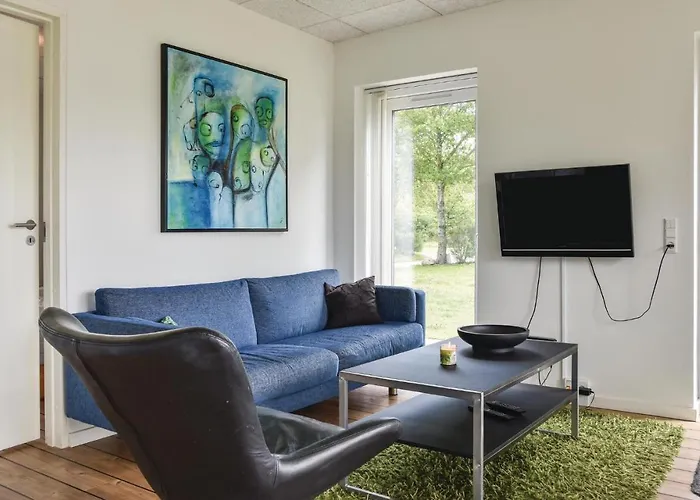 Holiday home Dyrefolden Vi *